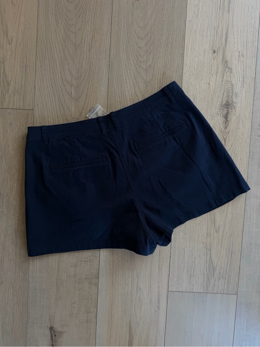 J. Crew Heritage Pleated Cotton Chino Shorts 3” Navy Size 8 NWT - Picture 6 of 7